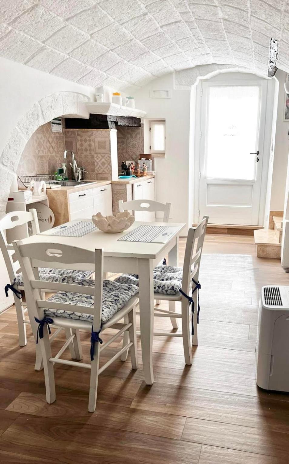 モノーポリ Casa Raffaellaヴィラ エクステリア 写真
